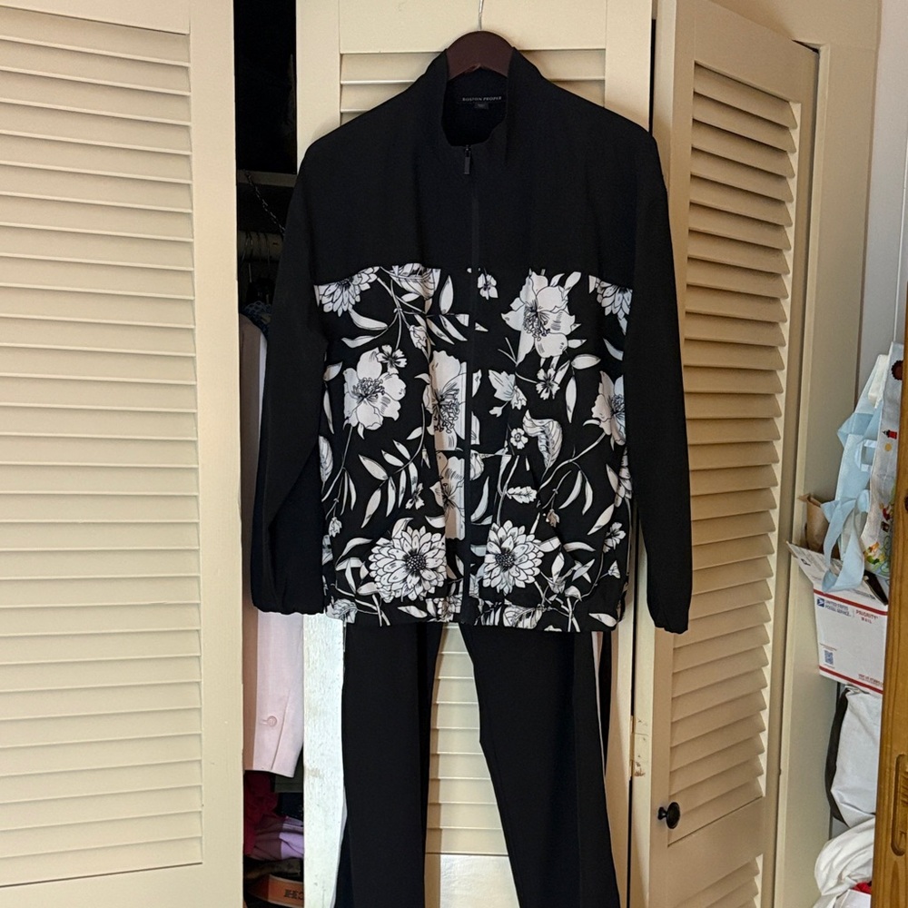 2pc Boston Proper Black and White Floral Set.  Size large